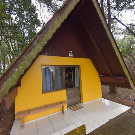 Hotel Vila Dos Alpes Treze Tílias Exteriör bild