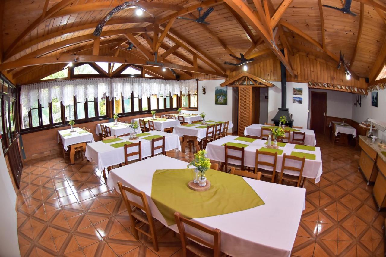 Hotel Vila Dos Alpes Treze Tílias Exteriör bild